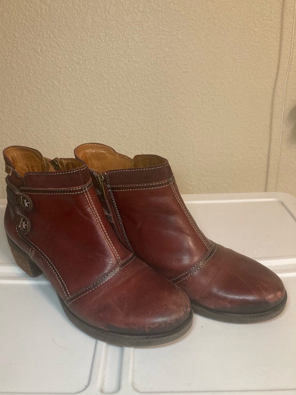 Pikolinos La Mans Women's Brown Leather Ankle Boots - Classic Zip Side